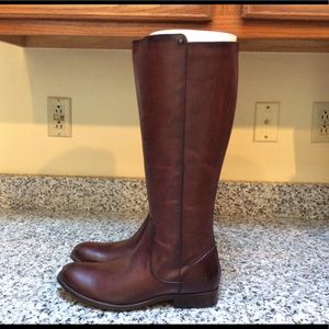 melissa stud back zip